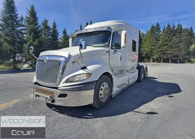 TANDEM HWY SLEEPER TRUCK TRACTOR (Unit #02408) located in Kedgwick, NB, 2,186,742 KM*, Cummins ISX 5...