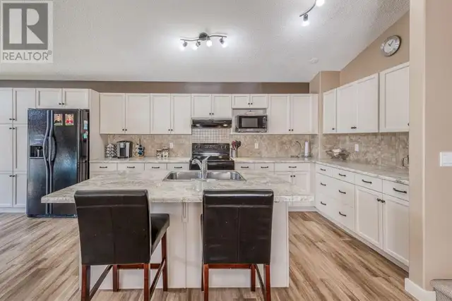 41 Drake Landing Common Okotoks, Alberta62865714909313121