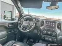 Experience heavy-duty capability and rugged refinement with the *2022 GMC Sierra 2500HD AT4*, featur... (image 8)