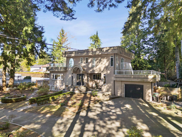 13887 16 AVENUE Surrey, British Columbia in Houses for Sale in Delta/Surrey/Langley