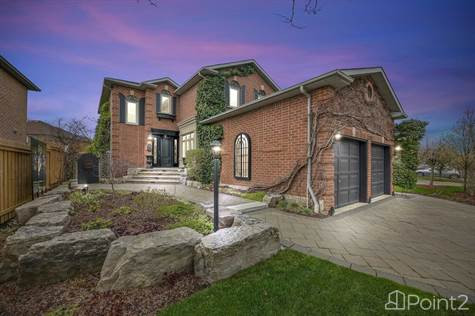 Homes for Sale in East Credit, Toronto, Ontario $1,749,800 in Houses for Sale in Mississauga / Peel Region - Image 2