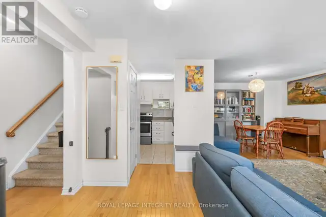 237 CUMBERLAND STREET Ottawa, Ontario in Condos for Sale in Ottawa - Image 6