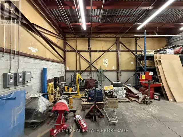 FRONT - 312 SOVEREIGN ROAD London East (East J), Ontario in Commercial & Office Space for Rent in London - Image 20