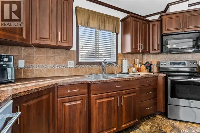 219 11 HIGHWAY Chamberlain, Saskatchewan in Houses for Sale in Moose Jaw - Image 15