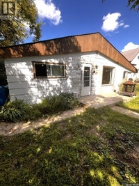 211 1st AVENUE N Harris, Saskatchewan Saskatoon Saskatchewan Preview