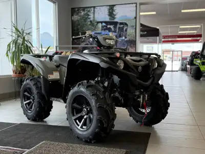 2026 Yamaha Grizzly EPS XT-R. Built for riders who want serious capability, durability, and comfort...