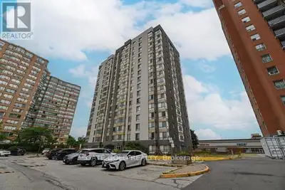 Move In Ready Condo, Don't Miss This Opportunity To Own This 2 Bedrooms Plus Den And 2 Washrooms For...