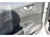 Experience compact practicality, modern features, and excellent efficiency in this 2020 Hyundai Acce... (image 8)