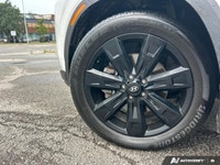The advertised vehicle price is based on a promotional finance offer. Customers who purchase the veh... (image 8)