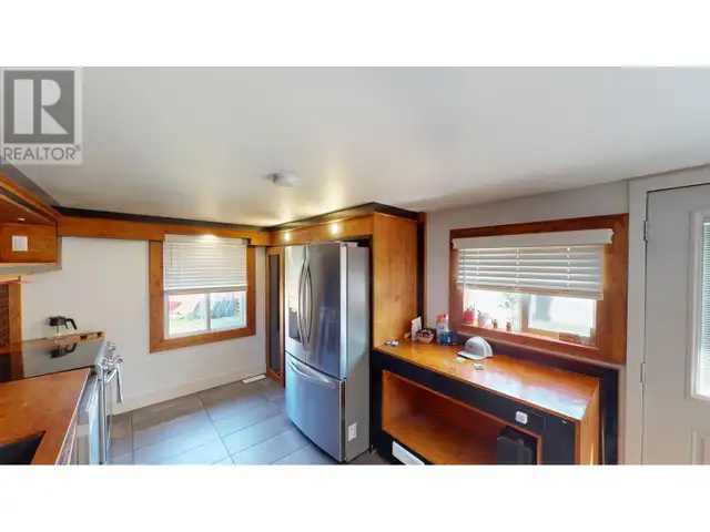 11004 101 AVENUE Fort St. John, British Columbia in Houses for Sale in Fort St. John - Image 9