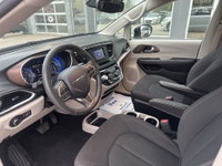 2017 Chrysler Pacifica LX – Only 81,xxx km If you’re looking for a reliable, comfortable, and family... (image 6)