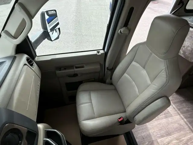 2023 Thor Motor Coach Chateau 22B in RVs & Motorhomes in Red Deer - Image 22