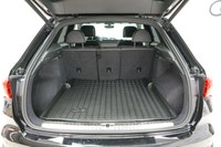 Get noticed in this beautiful Mythos Black Metallic SUV!! Treat yourself to the features you deserve... (image 9)