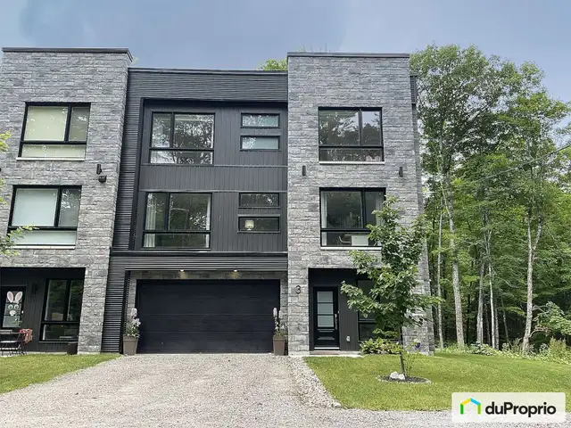 $684,900 - Townhouse for sale in Cantley63236186572545121