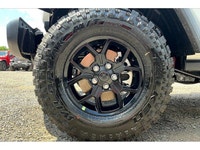 Get a Roundtrip Airfare and 3 Night Accommodation included for Two (2) people with ANY New Car Purch... (image 4)