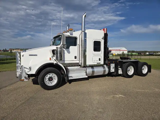 2014 KENWORTH T800 in Heavy Trucks in Saskatoon - Image 7