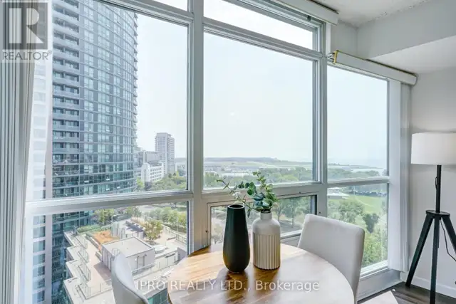 1407 - 219 FORT YORK BOULEVARD Toronto (Niagara), Ontario in Condos for Sale in City of Toronto - Image 2