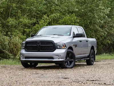 This RAM is a dependable full-size truck that delivers strong performance, bold styling, and everyda...