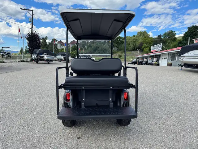 2021 E-Z-GO RXV Elite in ATVs in Vernon - Image 6