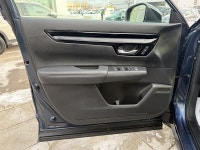 Humberview Volkswagen on the Queensway This 2023 Honda CR-V Touring Hybrid AWD is the perfect blend... (image 9)