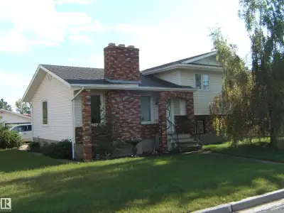 First Time on the Market! Original Home Owner! Custom Built to the Owners Specifications. Pride of O...