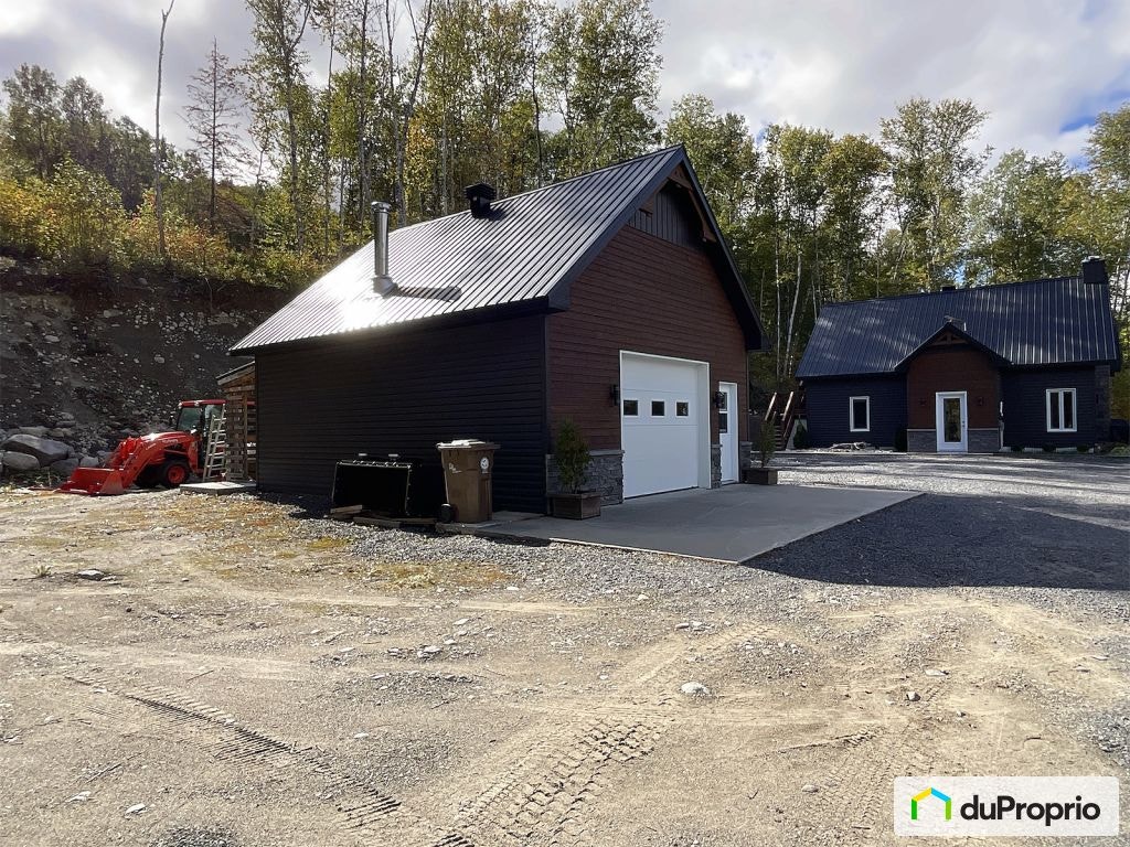 $515,000 - 1 1/2 Storey for sale in Lamarche — photo 2