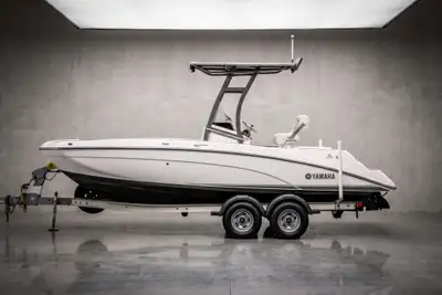 US-YAMC0284B818 Yamaha FSH 210 Sport 2018 est le compagnon idéal pour les passionnés de pêche et de...