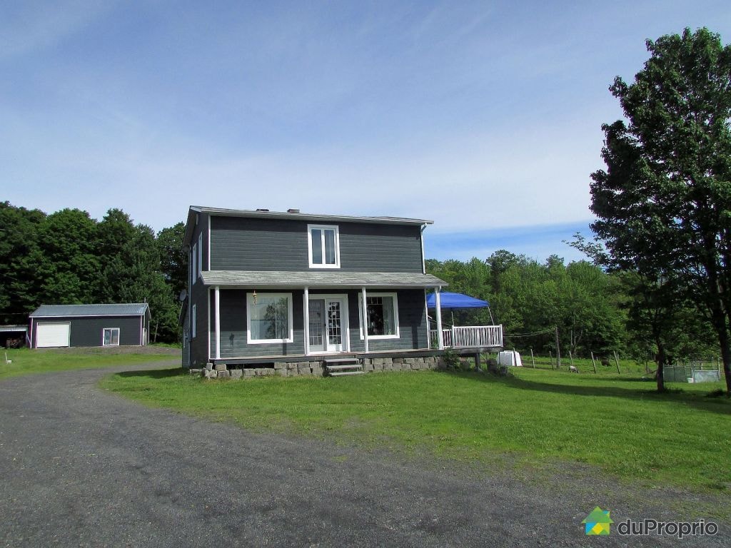 $749,000 - Acreage / Hobby Farm / Ranch in St-Benoit-Labre — photo 2