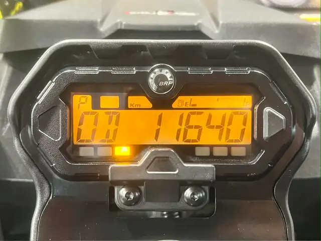 2019 BRP CAN-AM MAVERICK SPORT 1000R + 4X4 + DPS + FOX + NEW TIR in ATVs in Ottawa - Image 11