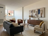 295 Dufferin Street is conveniently located minutes away from Liberty Village in Toronto, with hundr... (image 5)