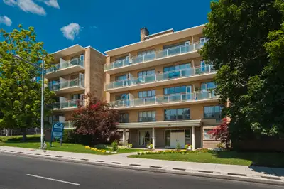 Cloverhill Estates - Bachelor Apartment for Rent