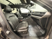 2025 Jeep Grand Cherokee L Limited LIMITED | LUXURY TECH GROUP | BLACK PKG | SUNROOF Baltic Gray Met... (image 9)