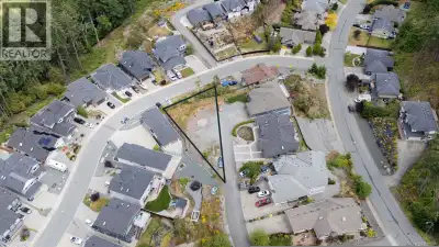 This 13,000 sq.ft. lot is the last lot that offers sun exposure, ocean views, and valley views and i...