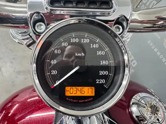 2017 Harley-Davidson FXSB Breakout in Street, Cruisers & Choppers in Drummondville - Image 13