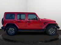 This 2026 JEEP WRANGLER 4-DOOR SAHARA has the following options Cloth Low-Back Bucket Seats, Remote... (image 5)