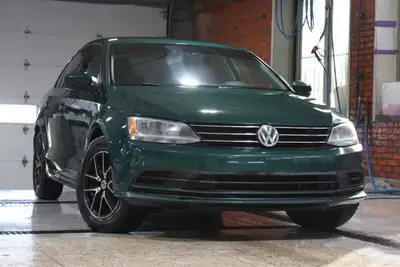 2017 VOLKSWAGEN JETTA TRENDLINE AUTOMATIQUE 183000KM TOUT EQUIPE AIR CLIMATISE GROUPE ELECTRIQUE COM...