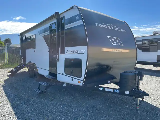 2026 Forest River VIBE in Travel Trailers & Campers in Terrace - Image 2