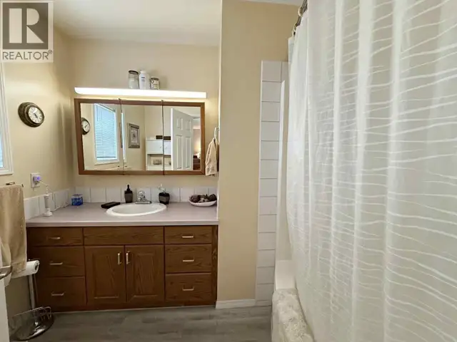 451 McLean Road Barriere, British Columbia in Houses for Sale in Kamloops - Image 12
