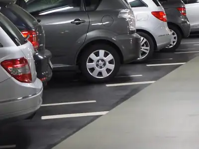 Condos à Louer 3 1/2 près du CENTROPOLIS et CARREFOUR LAVAL, View more