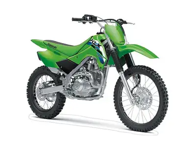 Kawasaki KLX140R L 2027 La Kawasaki KLX140R L 2027 est une moto hors route polyvalente offrant un fo...