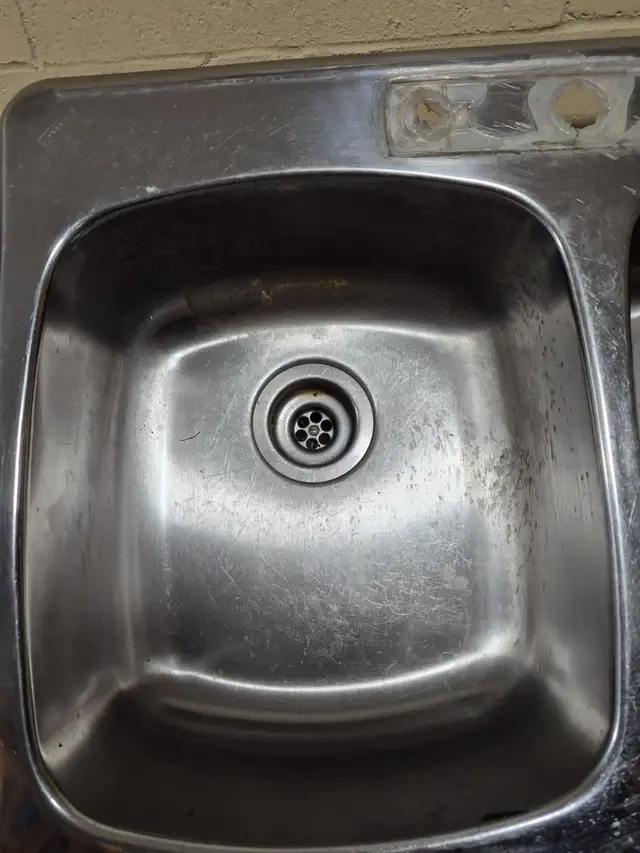 Évier de Cuisine in Plumbing, Sinks, Toilets & Showers in Longueuil / South Shore - Image 3