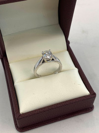 Beautiful 14K White Gold 0.76CT Diamond Solitaire Ring
