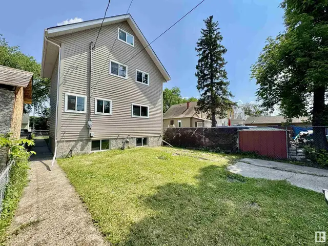 11528 85 ST NW Edmonton, Alberta62865715024641124