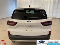 Low Mileage, Apple CarPlay, Android Auto, Power Liftgate, Blind Spot Detection, Lane Keep Assist! As... (image 5)