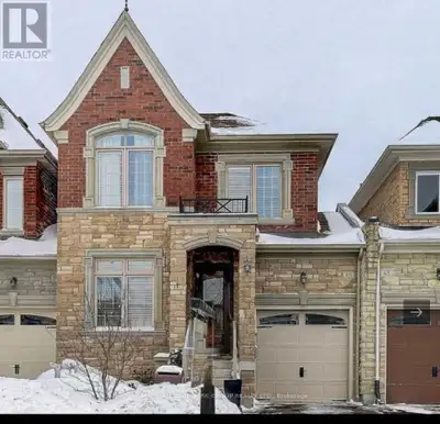 Gorgeous Family Home In High Demand Area. Loads Of Upgrades. Huge Eat-In Kitchen With Breakfast Isla...