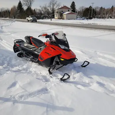 THIS 2021 MXZ600R IS VERY WELL MAINTAINED AND IN EXCELLENT CONDITION, 600 ETEC, 11,885 GROOMED TRAIL...