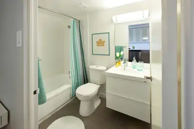 Renovated Jr. 1 Bdm. for Rent in Toronto's Danforth Village!, View more