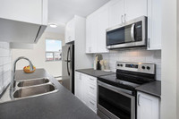 Our fully renovated spacious suites for rent are freshly painted with and 3 minutes walking distance... (image 5)