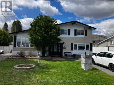 Welcoming 3-bedroom, 2-storey family home offering approximately 1600 sq.ft. of living space on a ge...