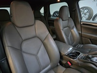 **** New Front & Rear Brakes, Next to New Nokian Tyres Hakkapelitta Fully Inspected, Fully Serviced,... (image 7)